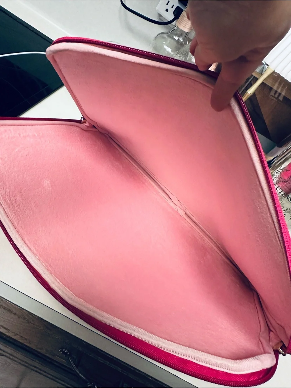 Pink Women's Laptop Sleeve Carry Case